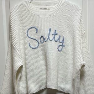 moon & madison SALTY embroidery Sz Small with bell sleeves